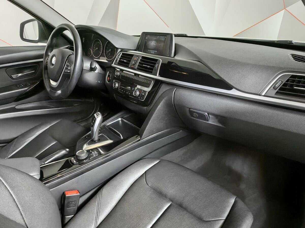 Купить BMW 3 серии 318i, 2018, 118 066 км, фото №9