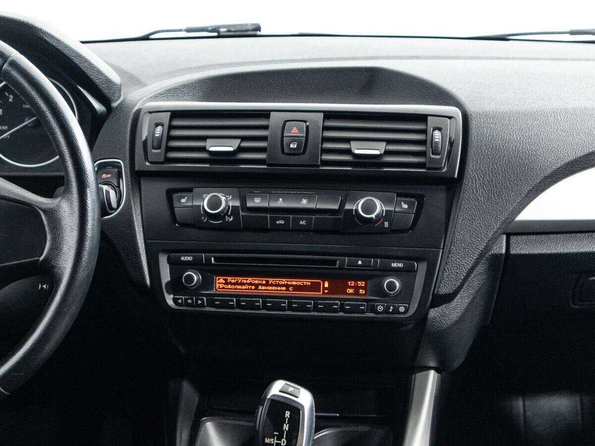 Купить BMW 1 серии 116i, 2012, 239 838 км, фото №13