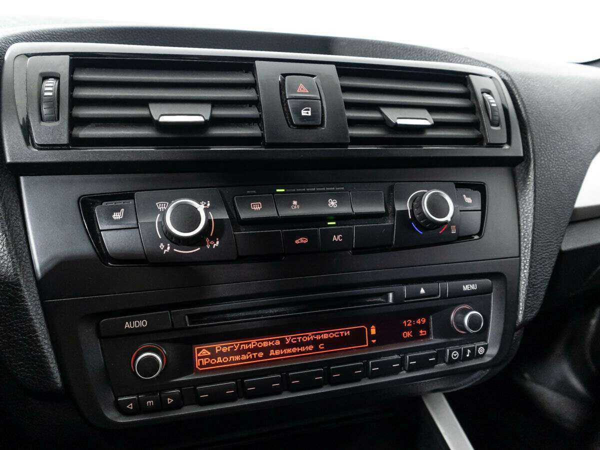 Купить BMW 1 серии 116i, 2012, 239 838 км, фото №14