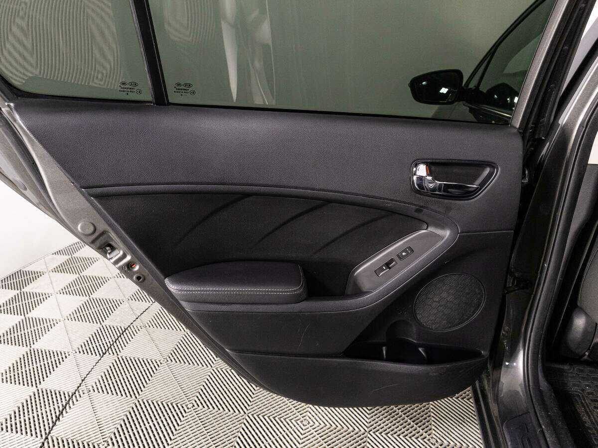 Купить Kia Cerato, 2019, 108 000 км, фото №25