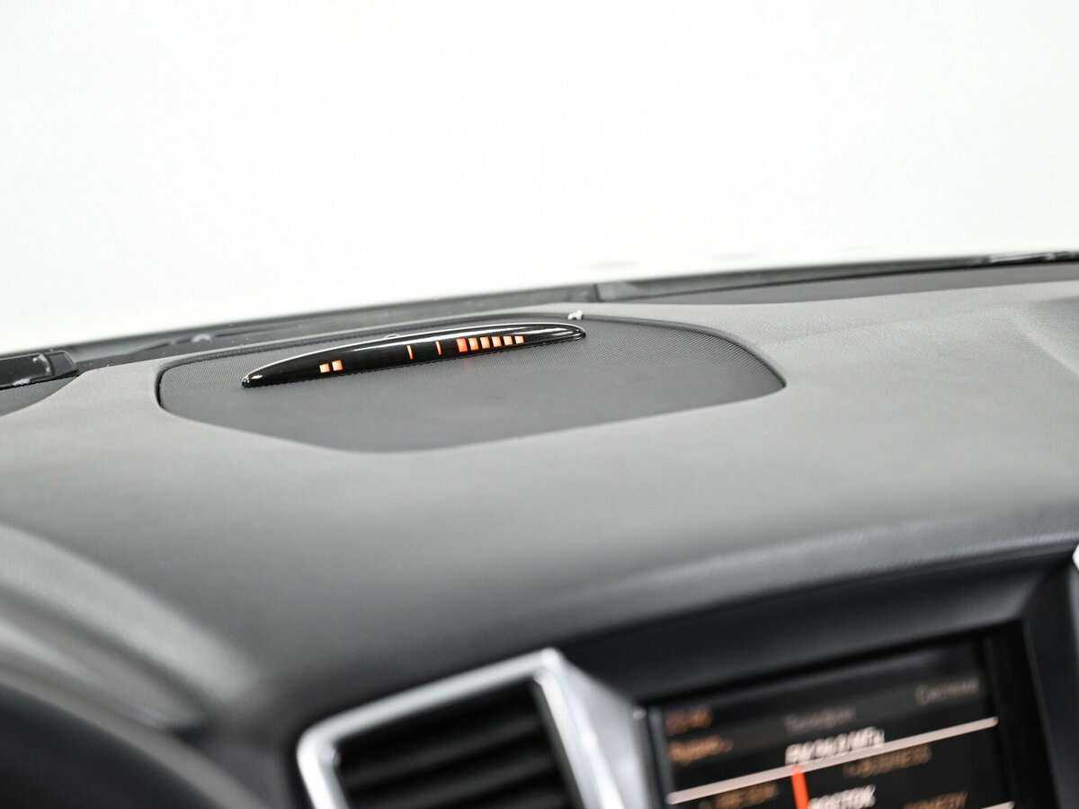 Купить Mercedes-Benz M-Класс 350, 2012, 168 000 км, фото №10