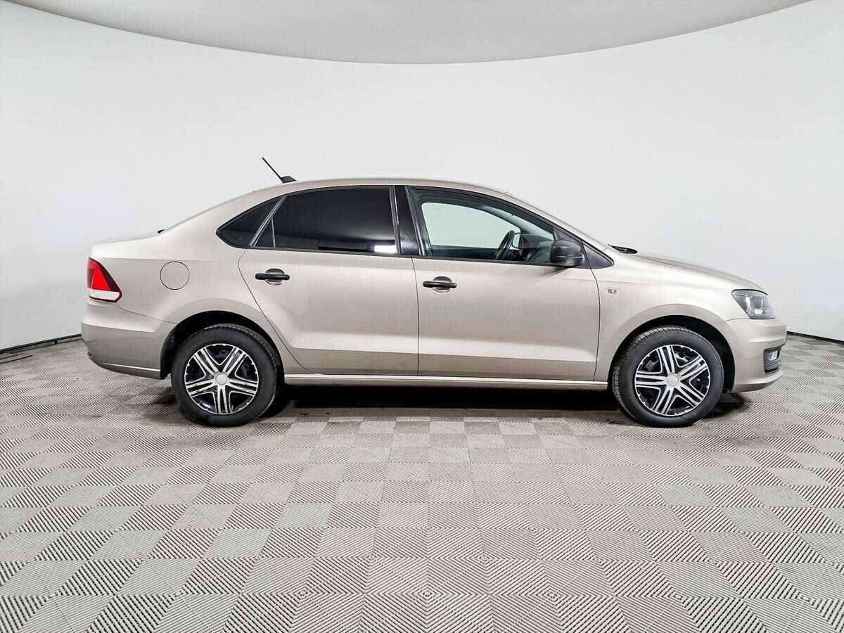 Купить Volkswagen Polo, 2018, 95 000 км, фото №4