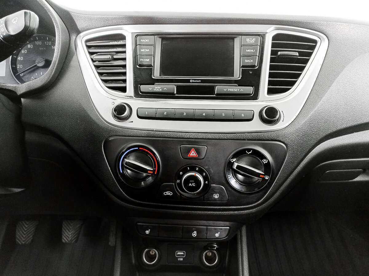 Купить Hyundai Solaris, 2019, 58 346 км, фото №13