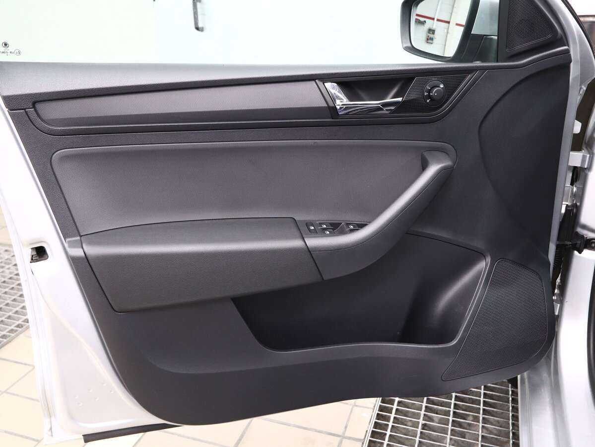 Купить Skoda Rapid, 2018, 73 000 км, фото №11