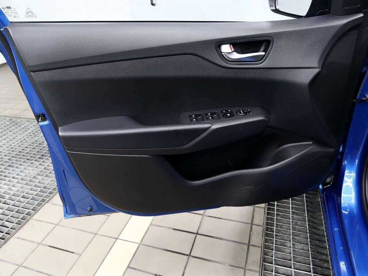 Купить Hyundai Solaris, 2021, 44 000 км, фото №8