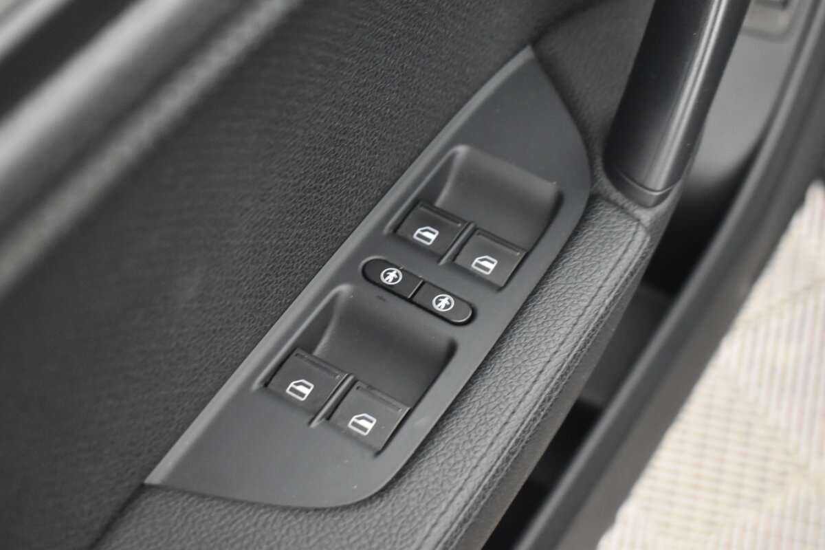 Купить Volkswagen Touareg, 2013, 157 512 км, фото №10