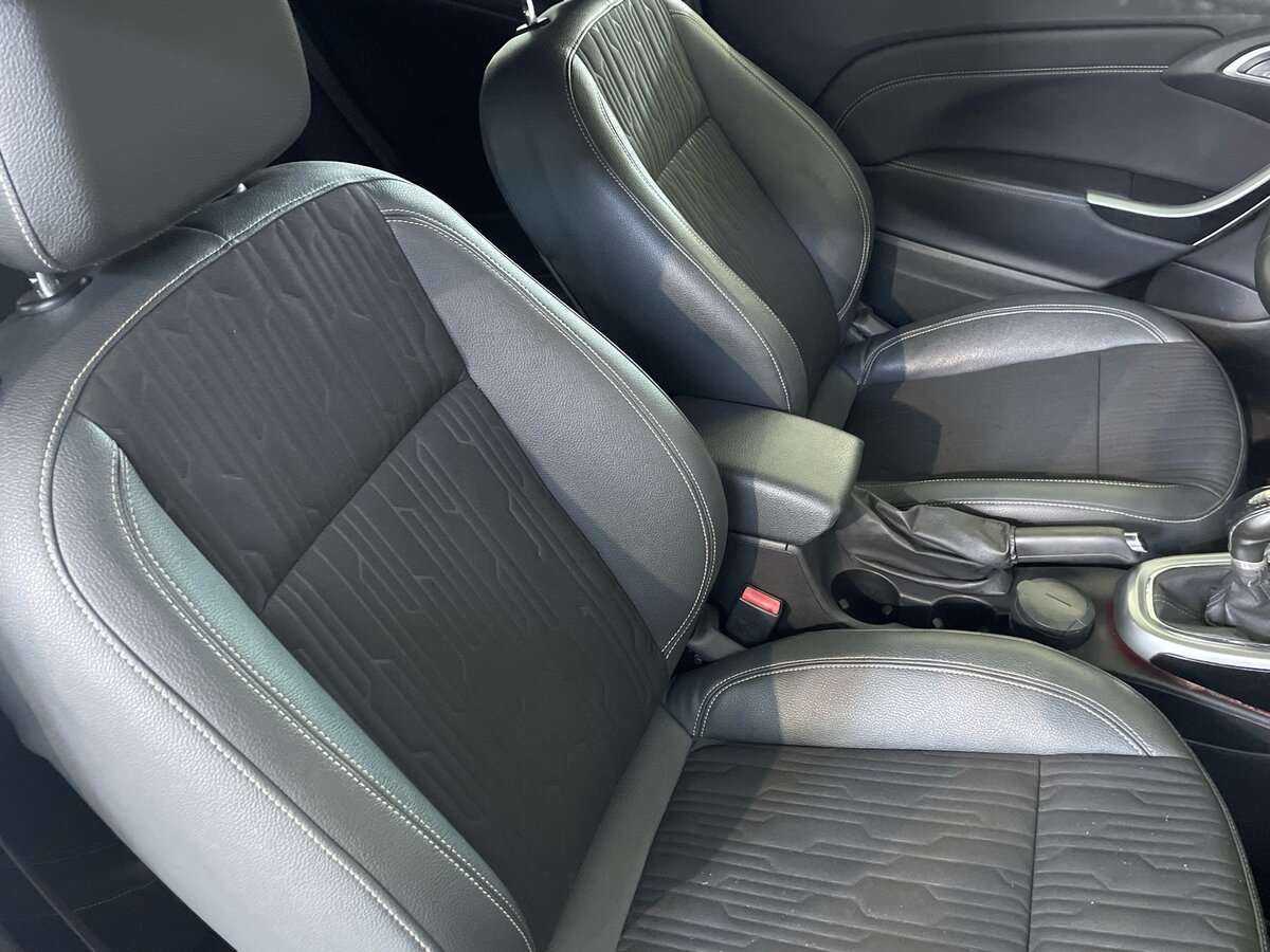 Купить Opel Astra GTC, 2014, 148 770 км, фото №20