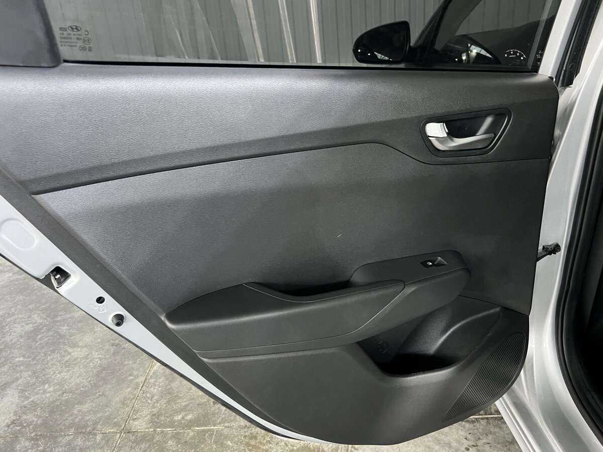 Купить Hyundai Solaris, 2020, 57 432 км, фото №16