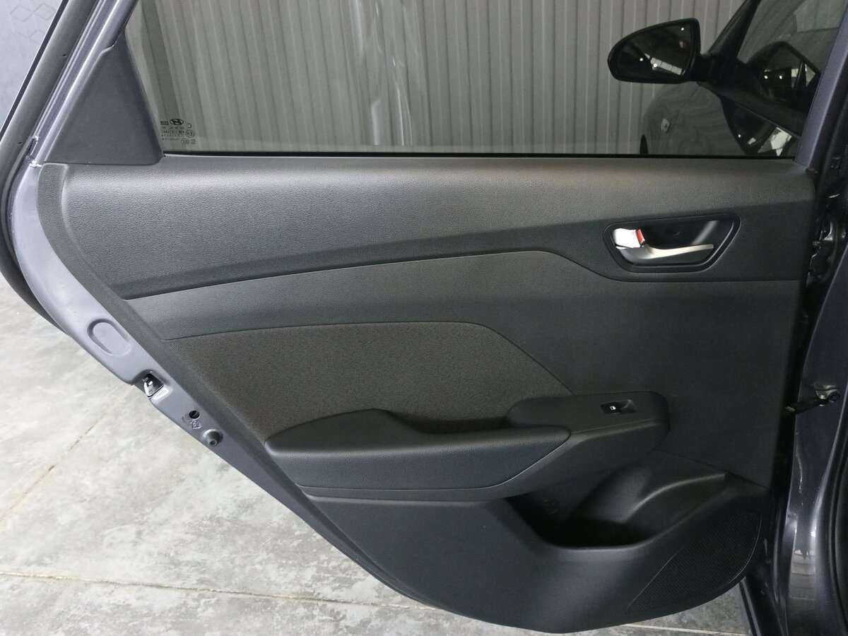 Купить Hyundai Solaris, 2022, 16 800 км, фото №17