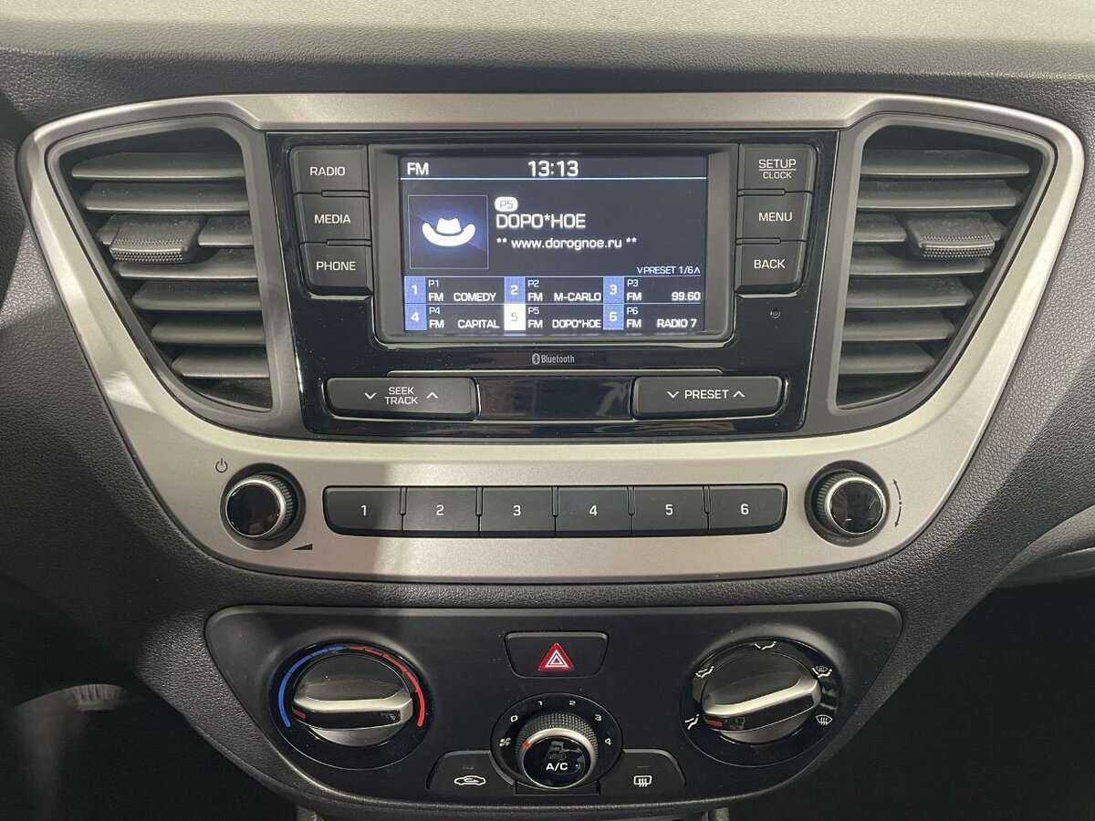 Купить Hyundai Solaris, 2018, 69 242 км, фото №12