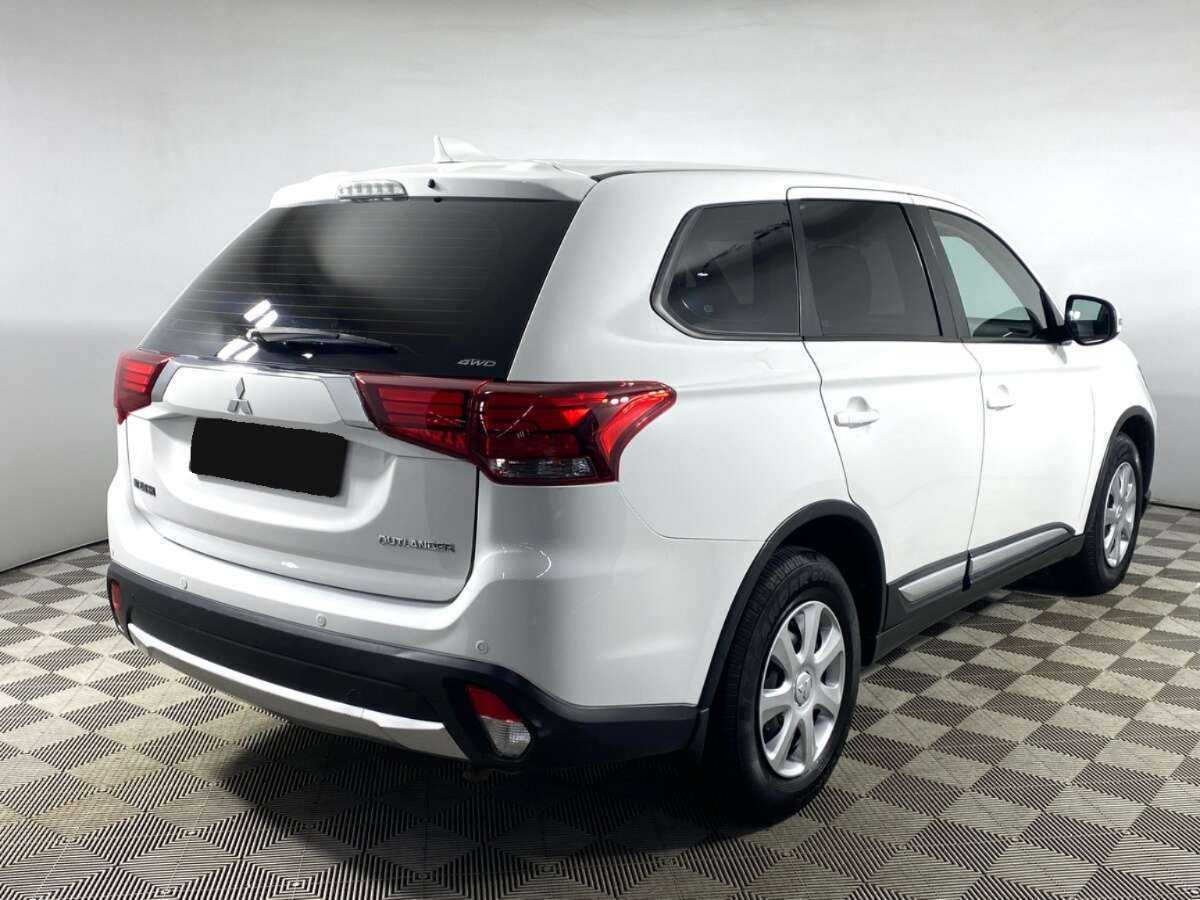 Купить Mitsubishi Outlander, 2017, 105 000 км, фото №5