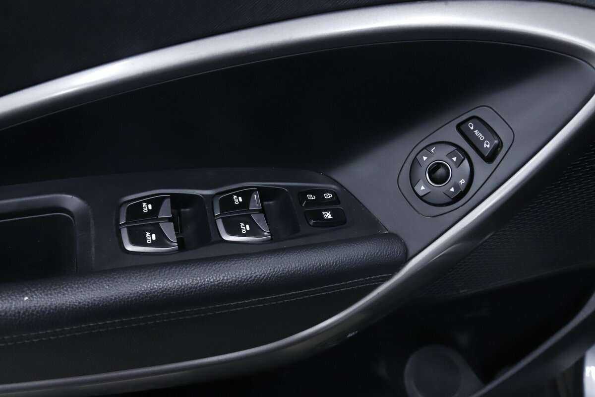Купить Hyundai Santa Fe, 2015, 175 500 км, фото №11