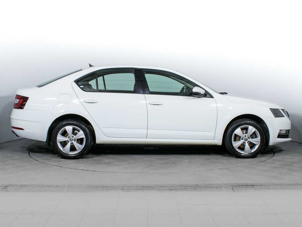 Купить Skoda Octavia, 2017, 58 136 км, фото №4