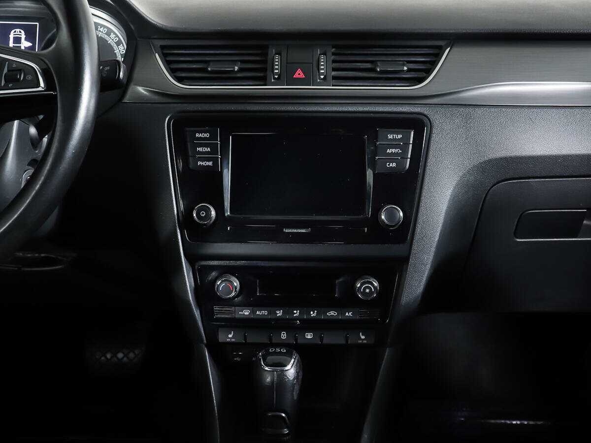 Купить Skoda Rapid, 2017, 167 925 км, фото №12