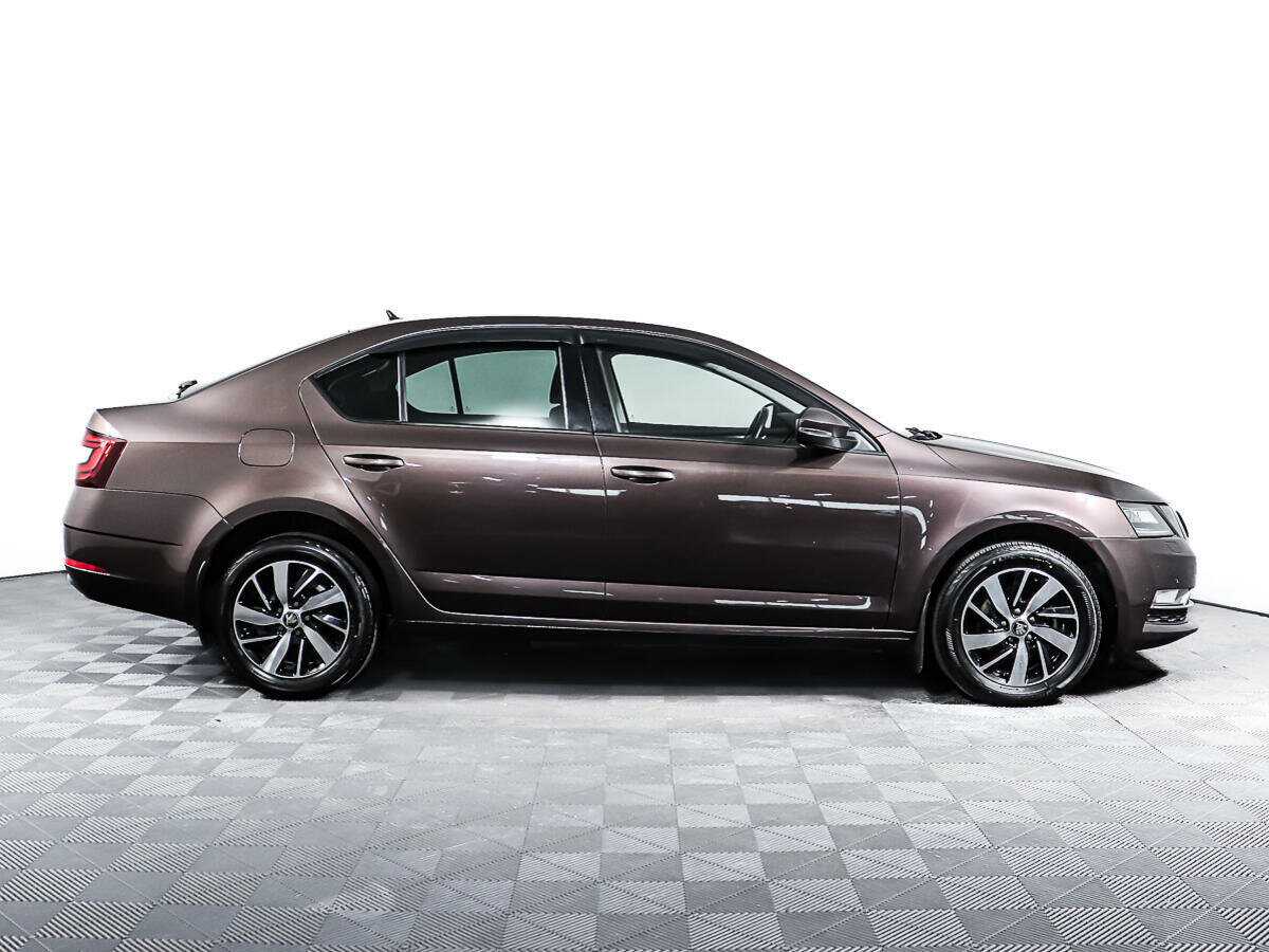 Купить Skoda Octavia, 2018, 85 879 км, фото №4