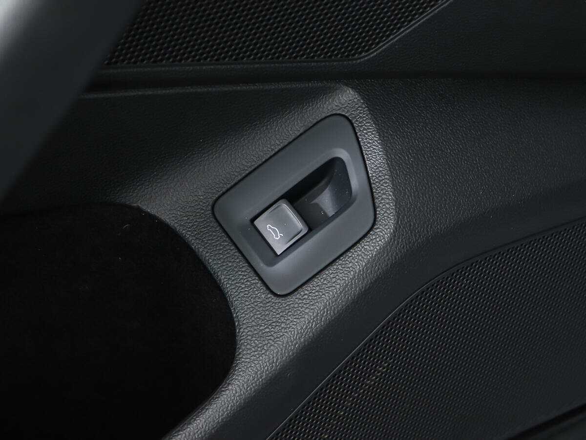 Купить Volkswagen Passat, 2017, 113 460 км, фото №17