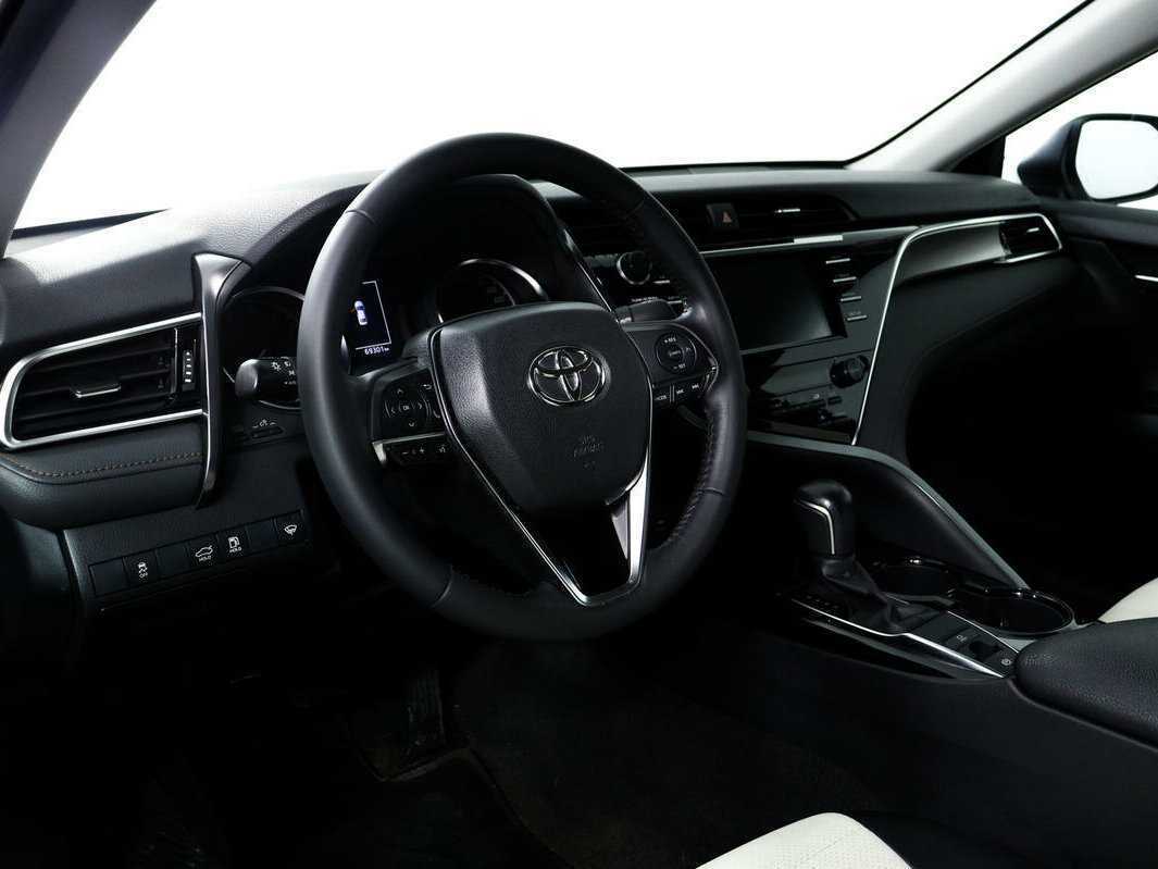 Купить Toyota Camry, 2019, 69 296 км, фото №13