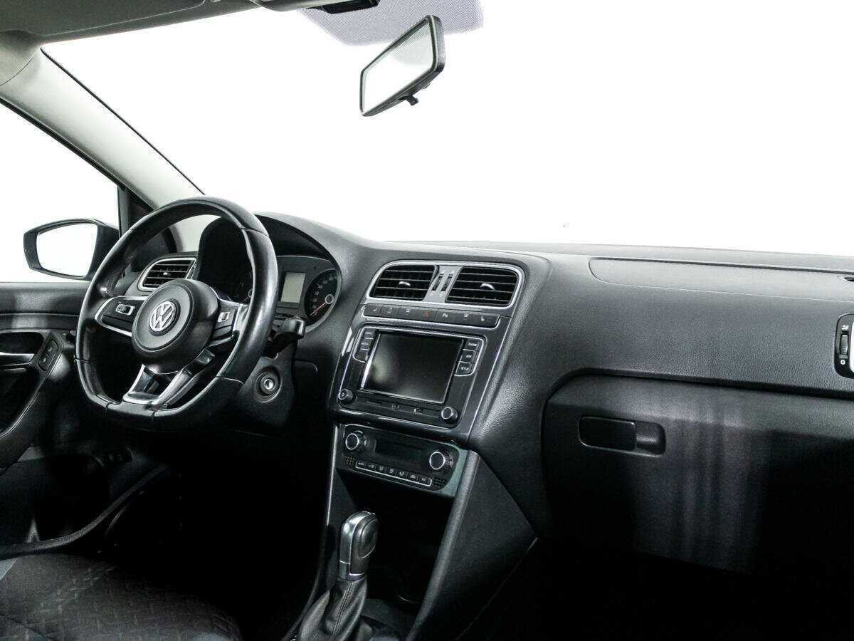 Купить Volkswagen Polo, 2018, 54 721 км, фото №9