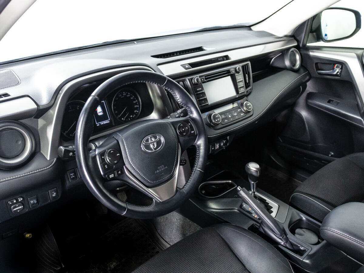 Купить Toyota RAV4, 2016, 141 638 км, фото №11