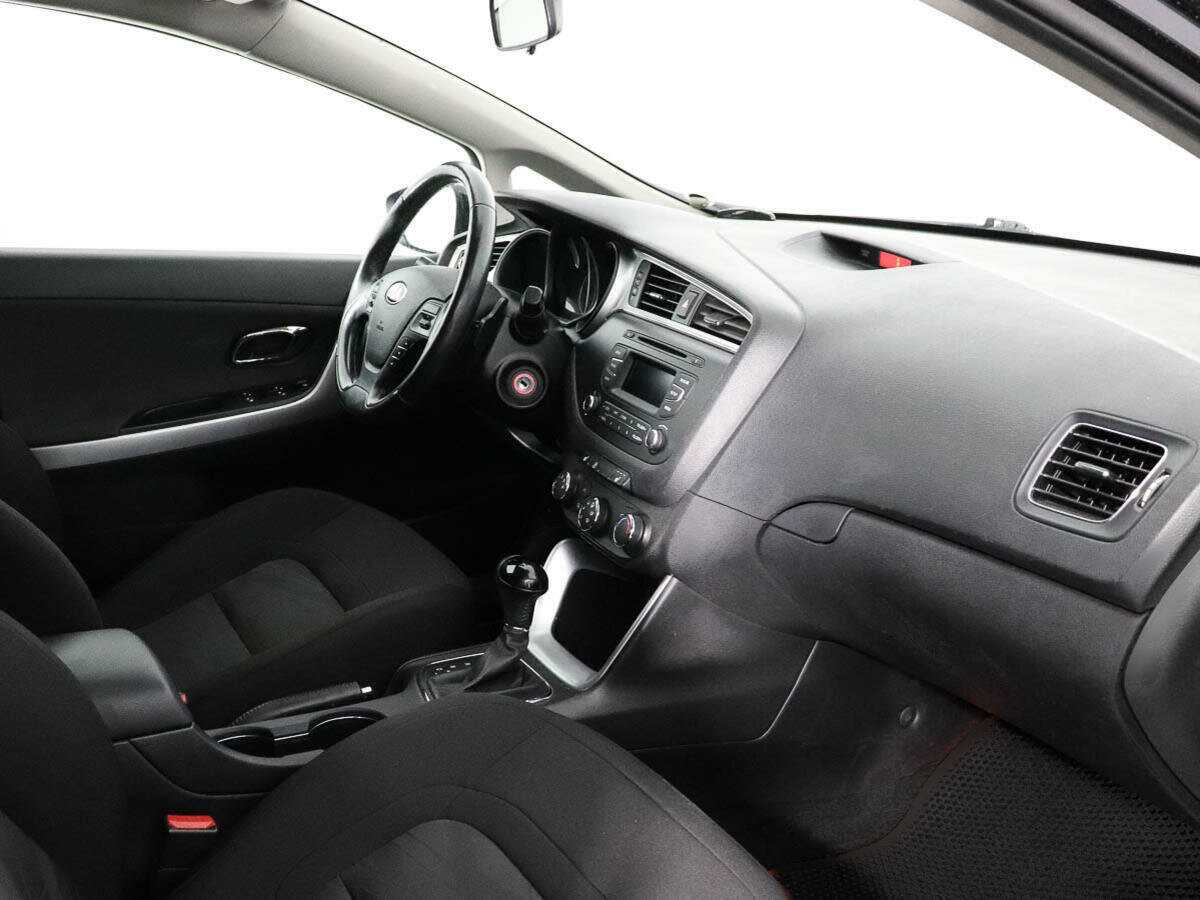 Купить Kia Ceed, 2016, 129 000 км, фото №9