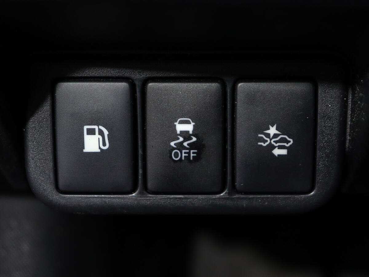 Купить Toyota Avensis, 2018, 138 577 км, фото №17