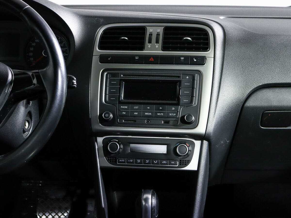 Купить Volkswagen Polo, 2016, 111 278 км, фото №13