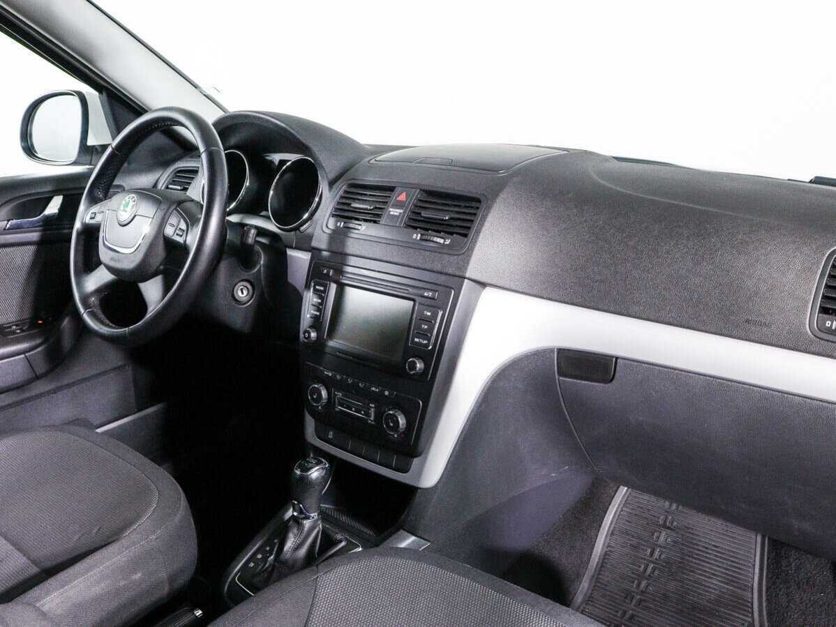Купить Skoda Yeti, 2013, 118 005 км, фото №9