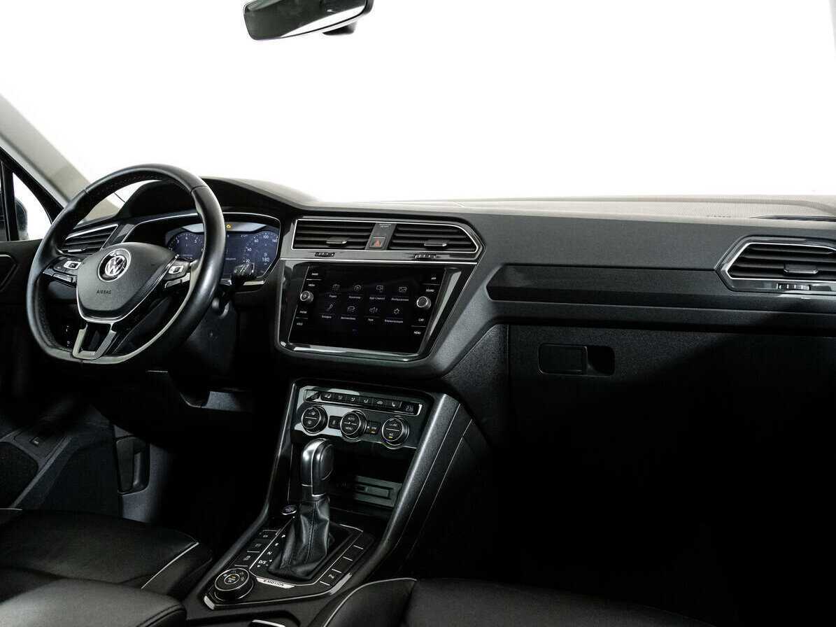 Купить Volkswagen Tiguan, 2017, 122 234 км, фото №9