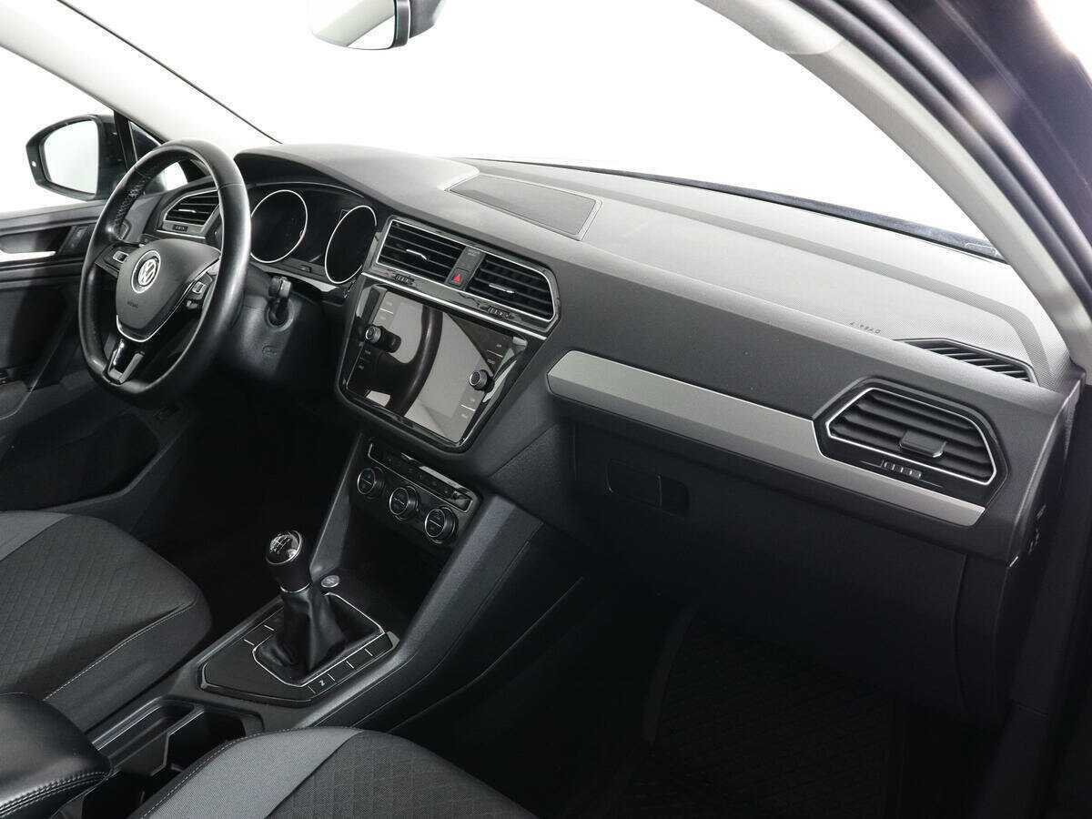 Купить Volkswagen Tiguan, 2019, 172 740 км, фото №10