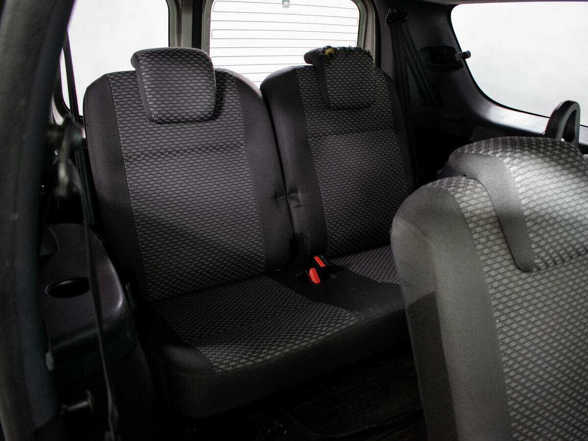 Купить Lada (ВАЗ) Largus, 2014, 301 885 км, фото №7