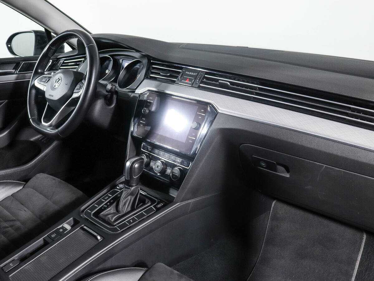 Купить Volkswagen Passat, 2020, 76 036 км, фото №9
