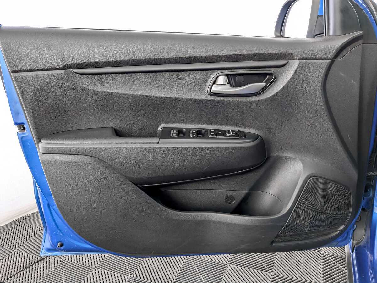 Купить Kia Rio X-Line, 2019, 168 312 км, фото №15