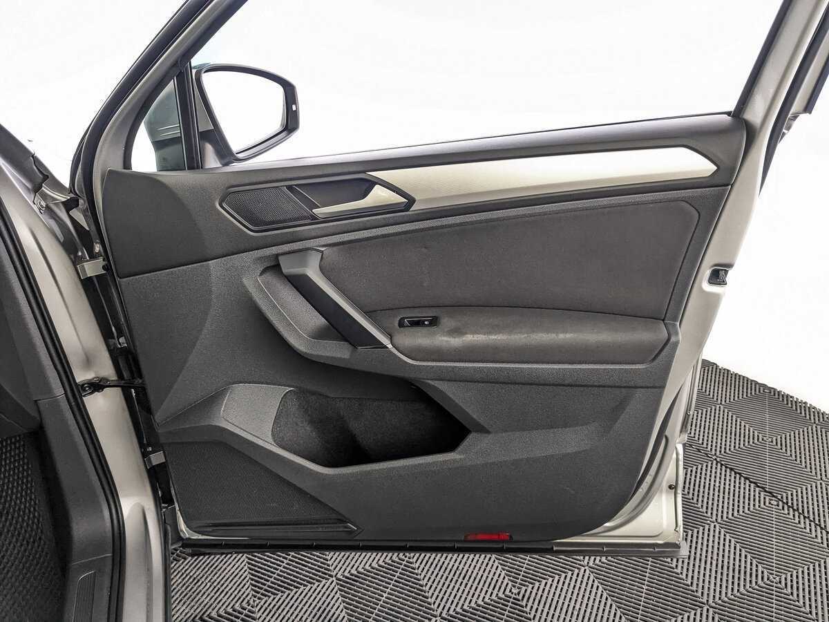 Купить Volkswagen Tiguan, 2019, 70 206 км, фото №21