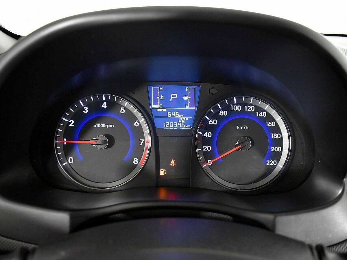 Купить Hyundai Solaris, 2014, 120 343 км, фото №12