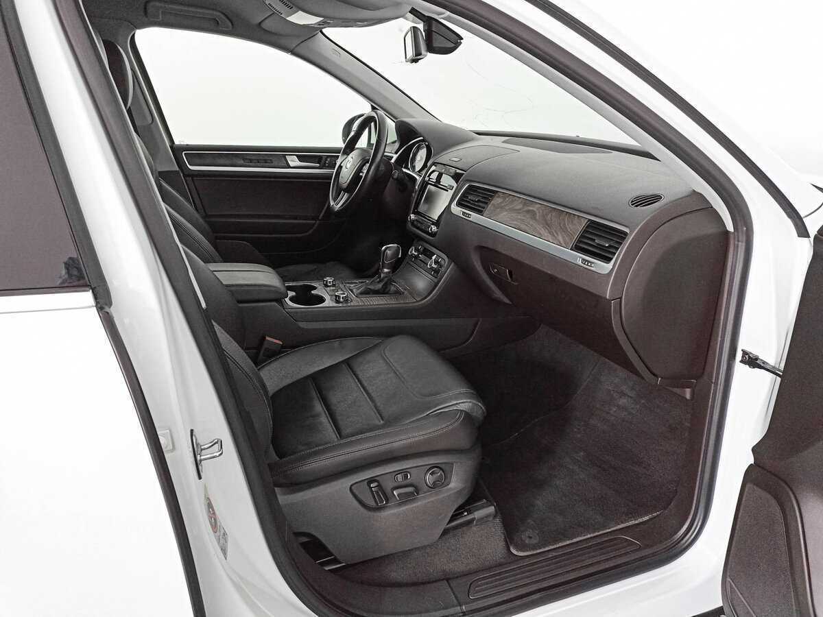 Купить Volkswagen Touareg, 2013, 293 986 км, фото №9