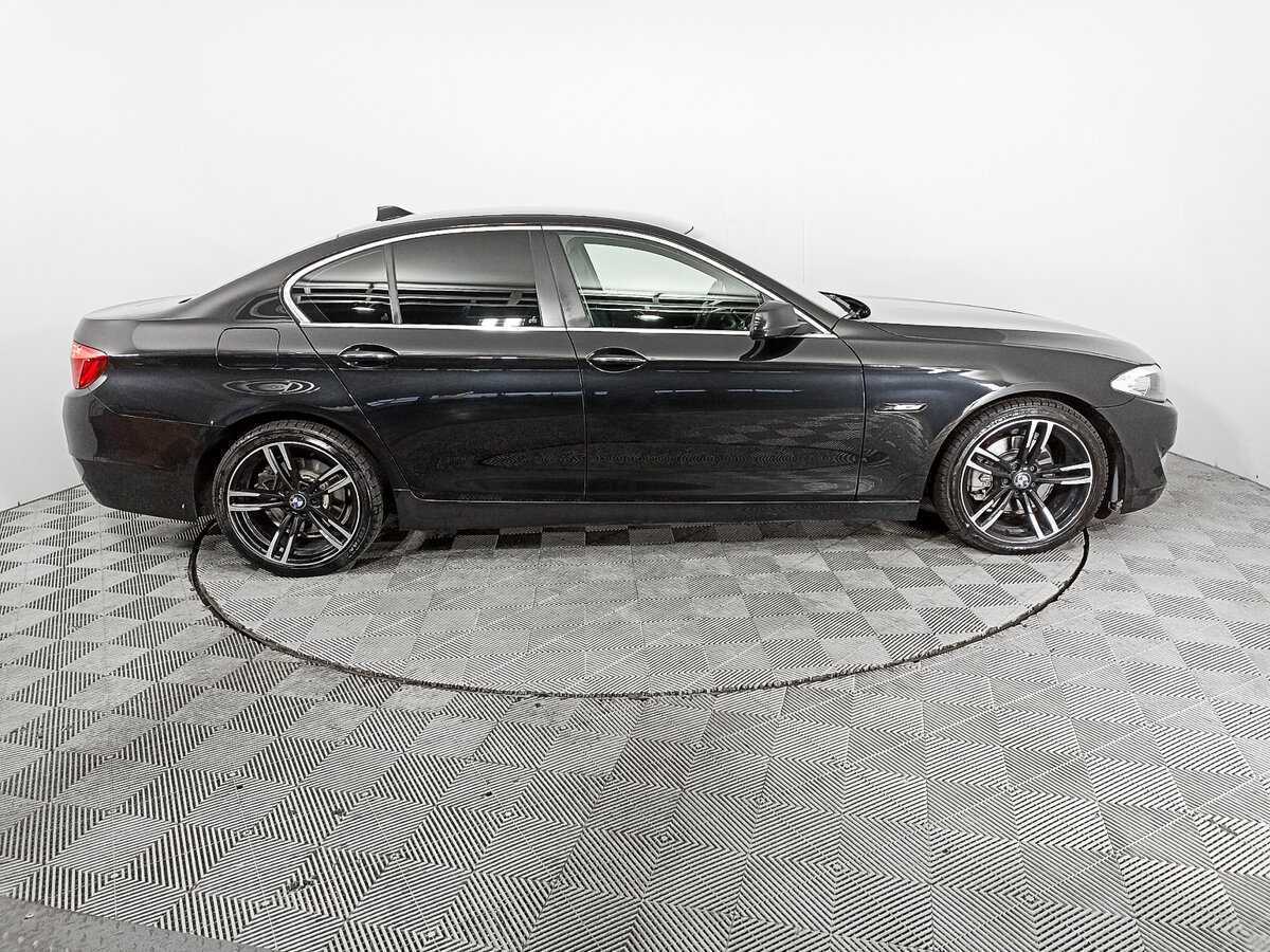 Купить BMW 5 серии 520i, 2013, 263 117 км, фото №4