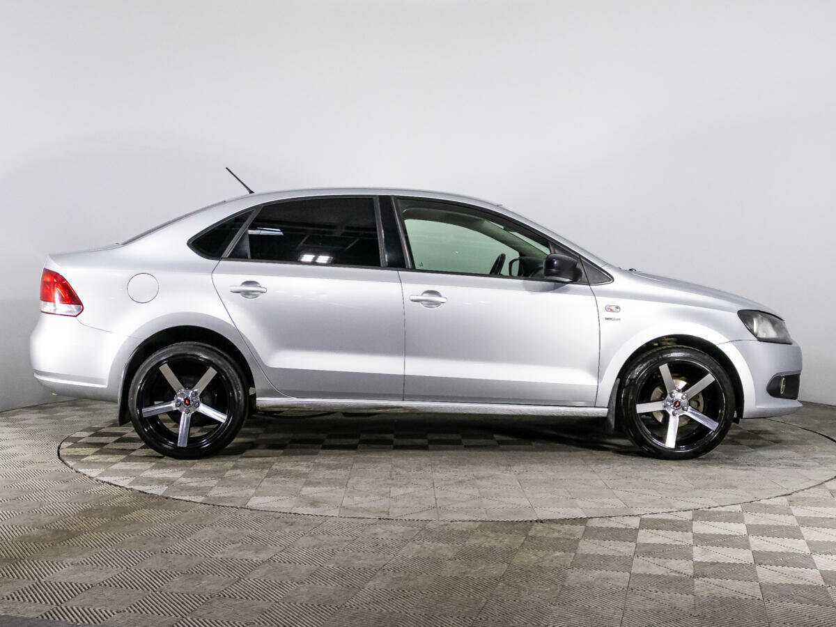 Купить Volkswagen Polo, 2013, 220 957 км, фото №4