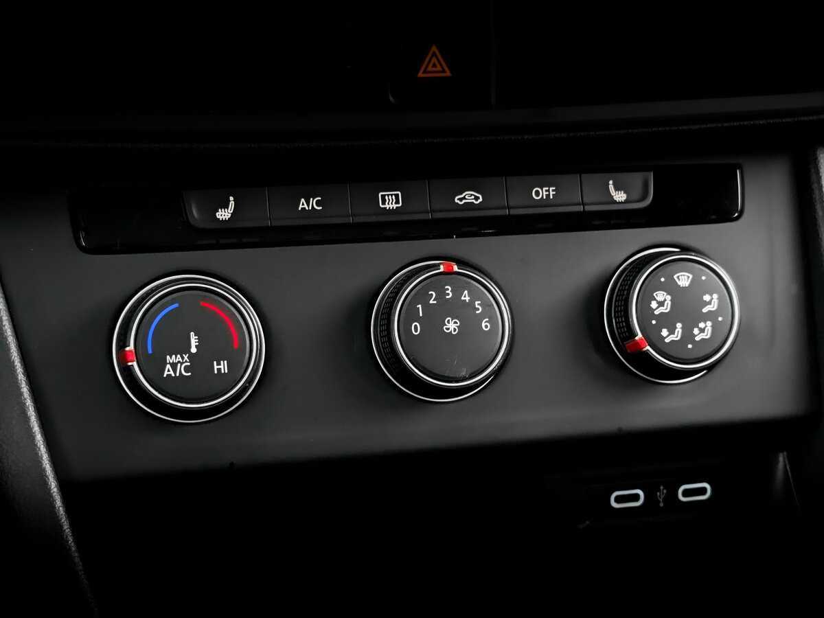 Купить Volkswagen Jetta, 2020, 72 566 км, фото №25