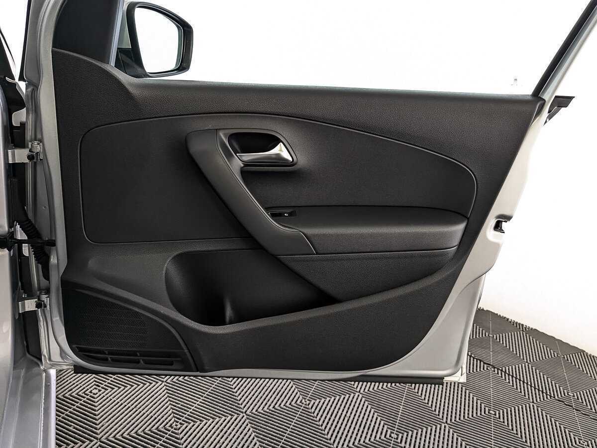 Купить Volkswagen Polo, 2015, 117 041 км, фото №25