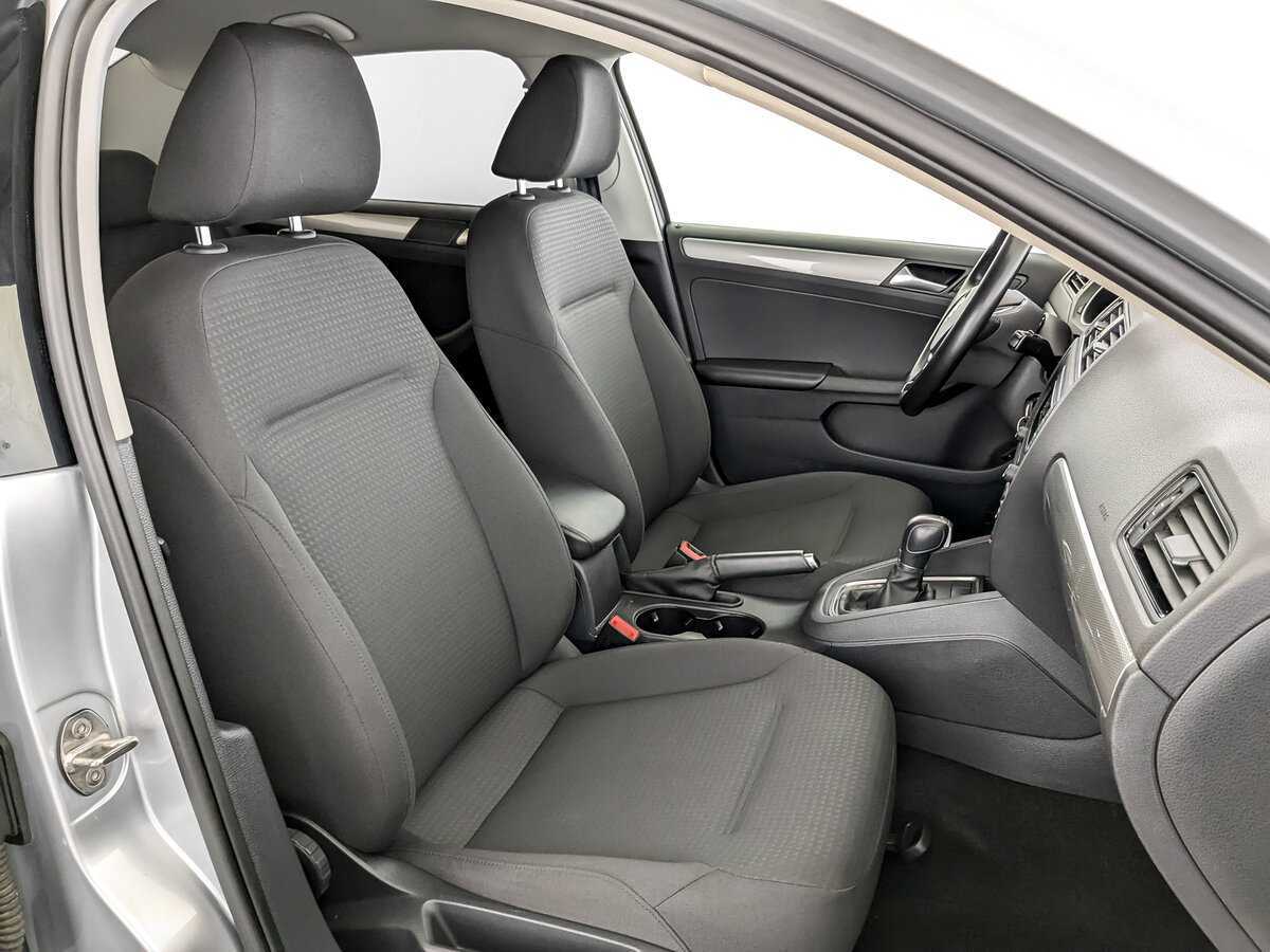 Купить Volkswagen Jetta, 2016, 91 135 км, фото №23