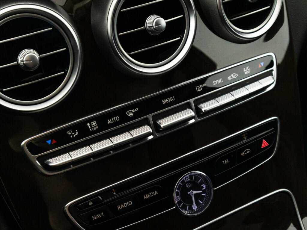 Купить Mercedes-Benz C-Класс 200, 2015, 143 843 км, фото №18