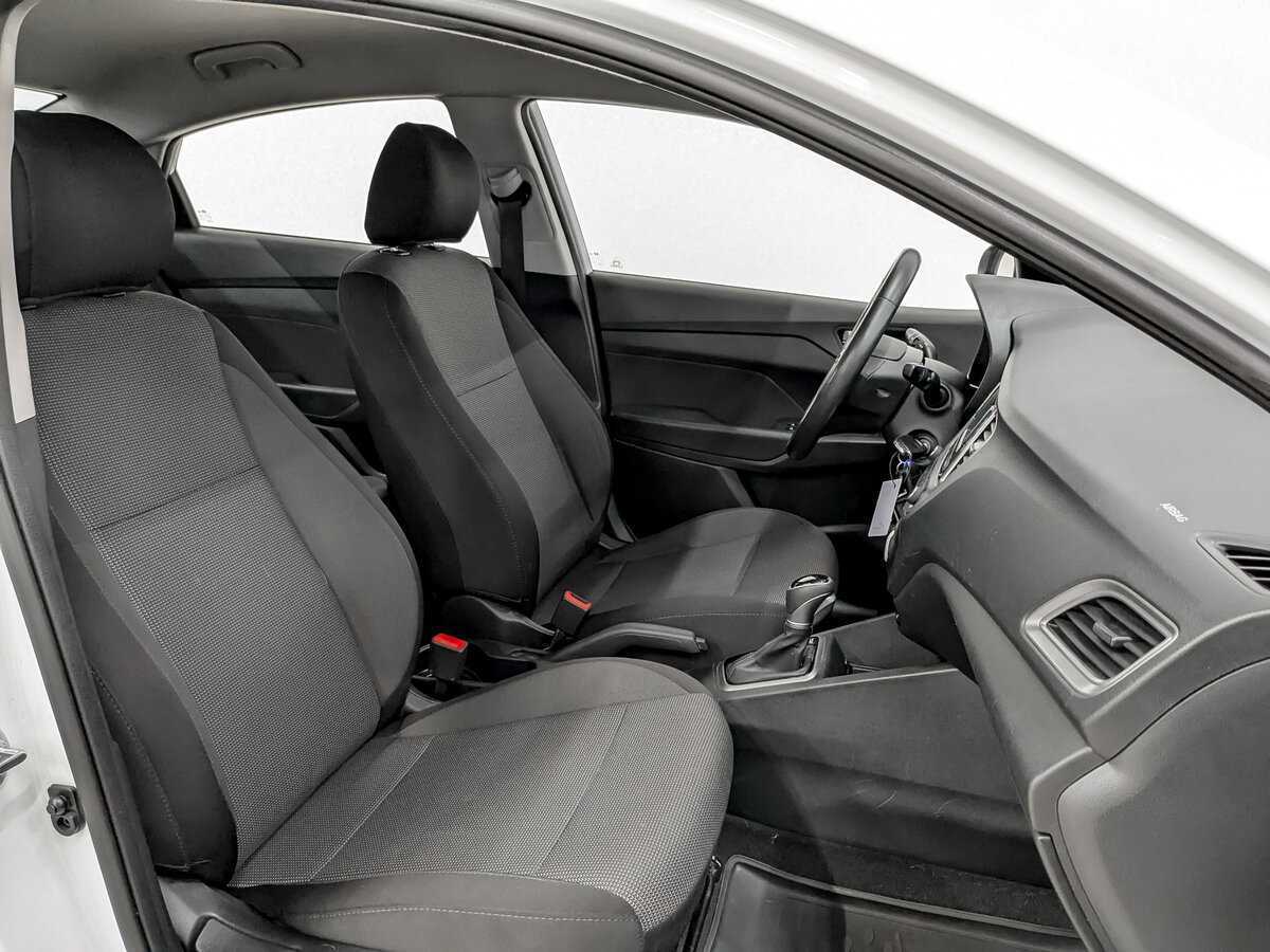 Купить Hyundai Solaris, 2019, 140 722 км, фото №21