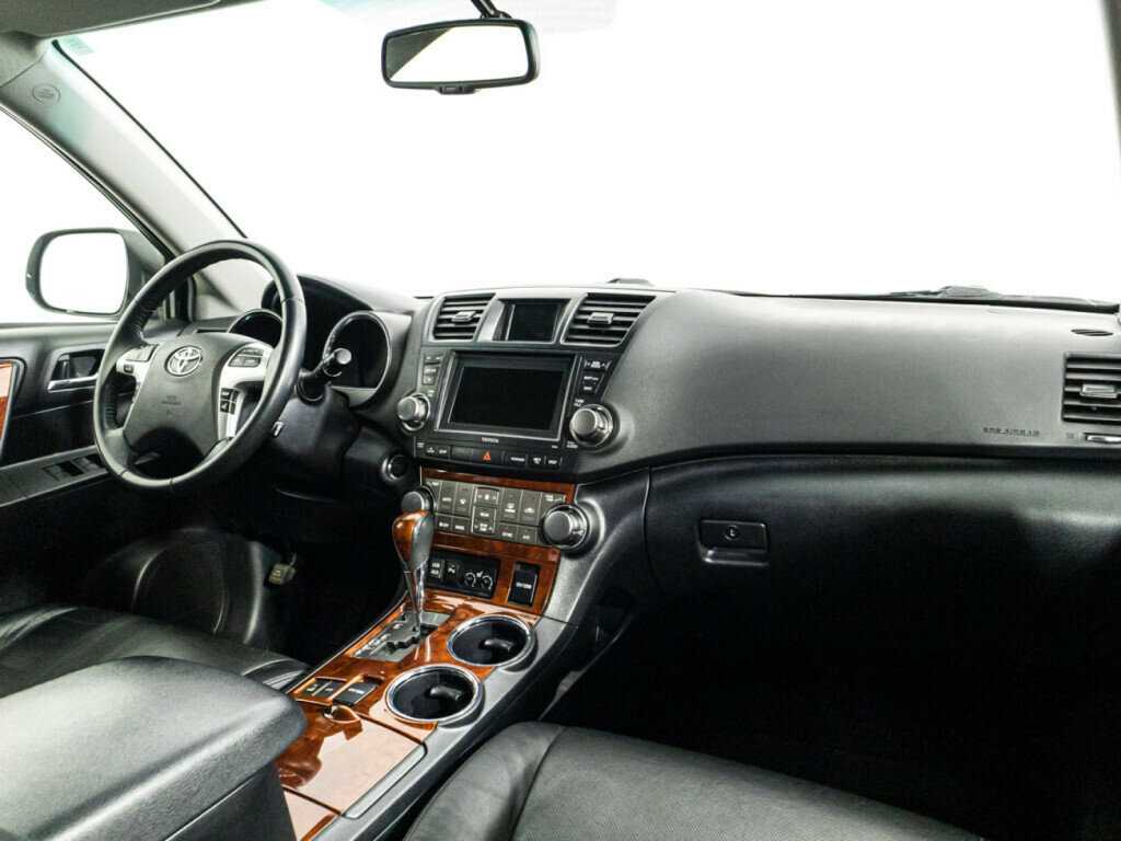 Купить Toyota Highlander, 2012, 167 236 км, фото №9