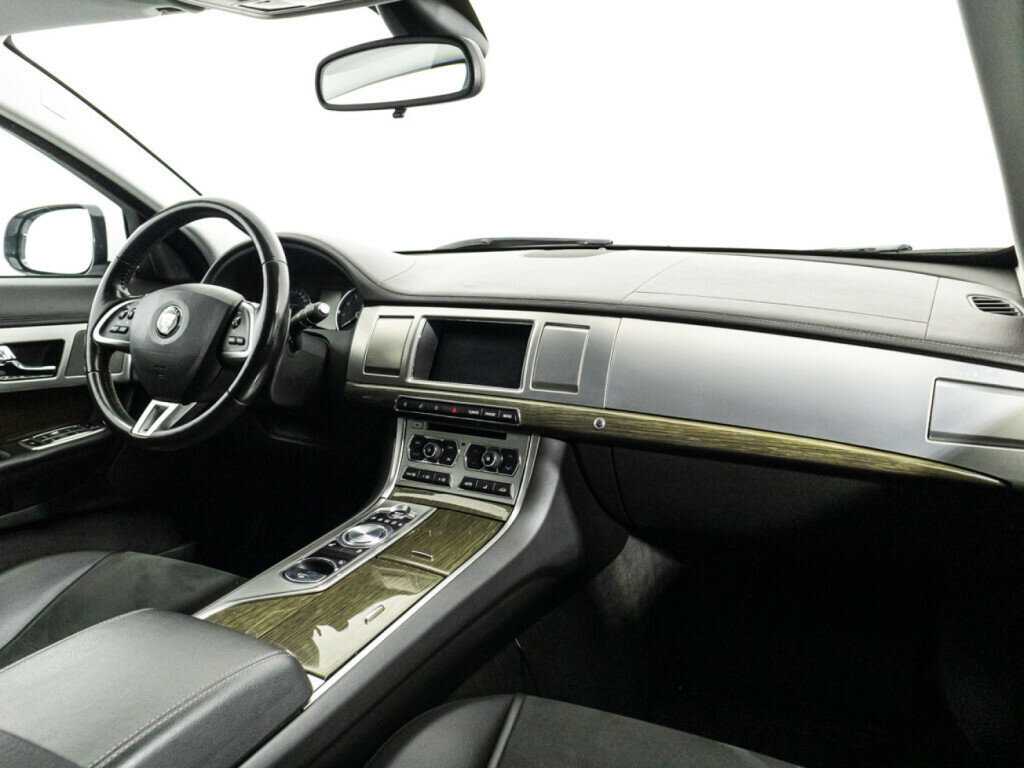 Купить Jaguar XF, 2014, 126 000 км, фото №9