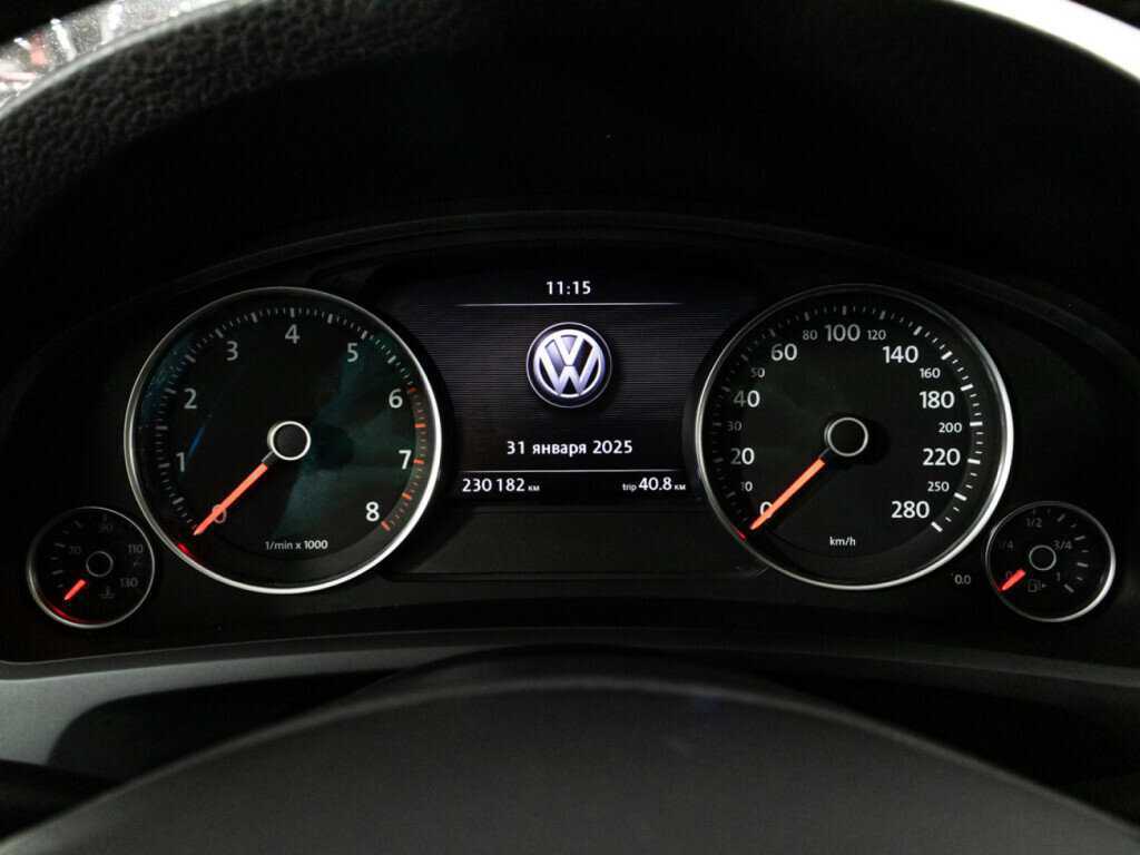 Купить Volkswagen Touareg, 2013, 230 000 км, фото №11