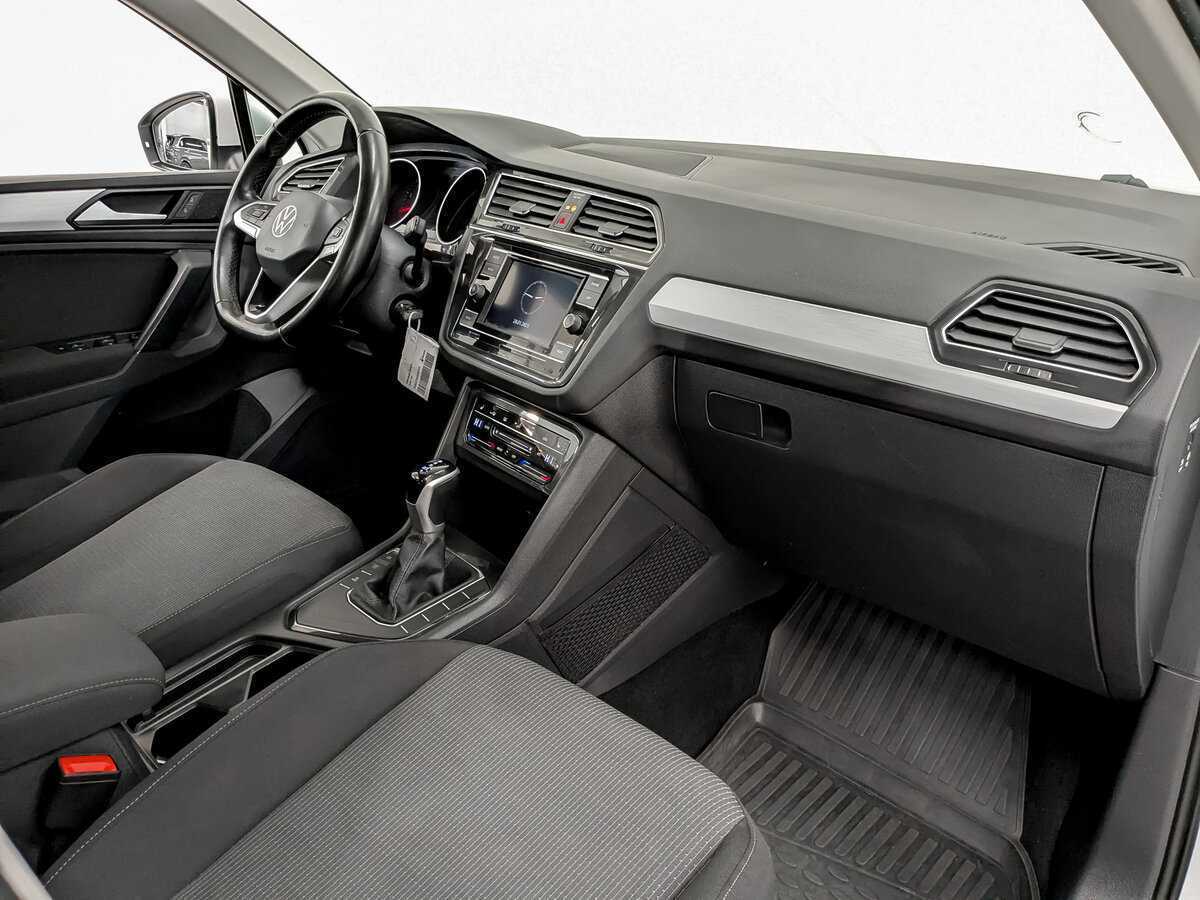 Купить Volkswagen Tiguan, 2021, 125 676 км, фото №11