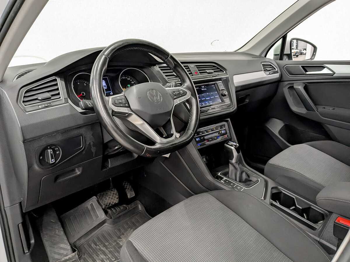 Купить Volkswagen Tiguan, 2021, 125 676 км, фото №16