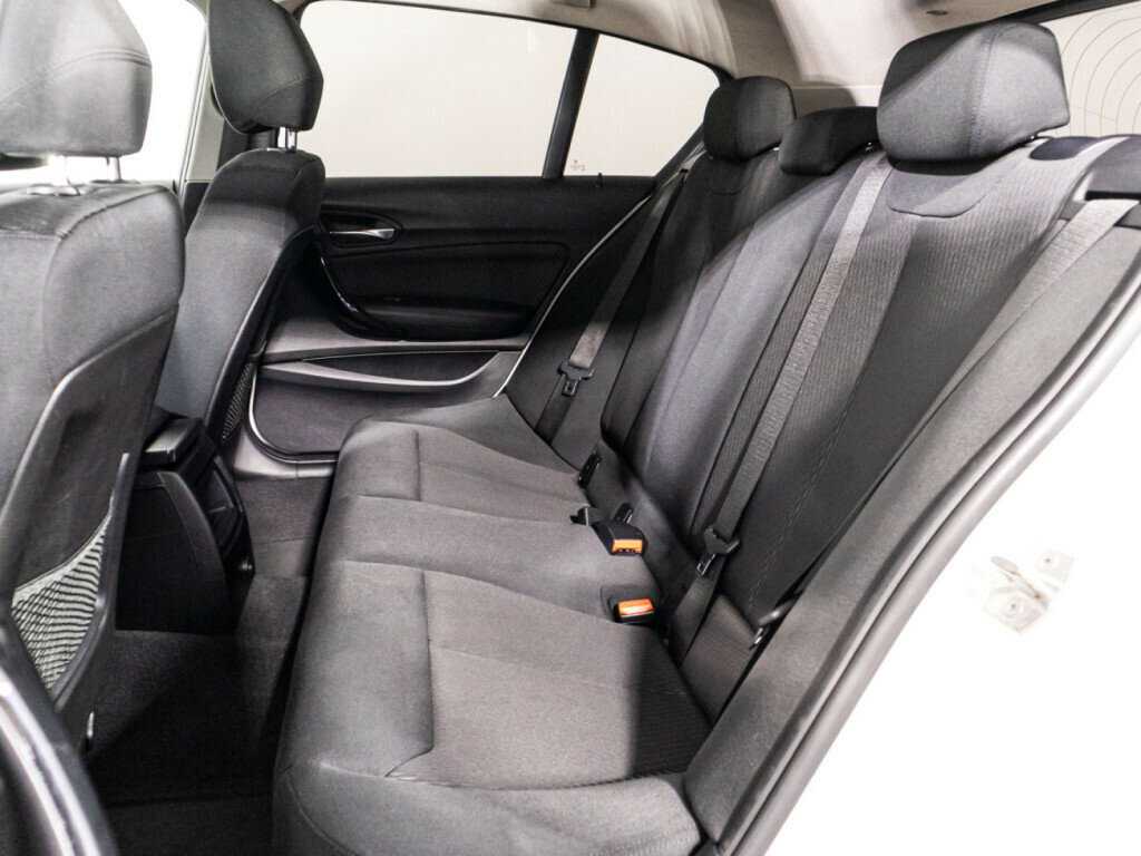 Купить BMW 1 серии 120i, 2016, 172 177 км, фото №10