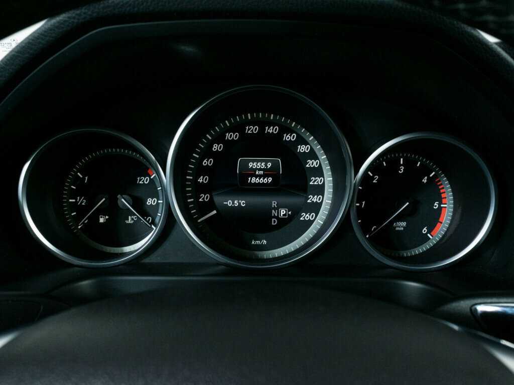 Купить Mercedes-Benz E-Класс 250 CDI, 2014, 184 556 км, фото №11