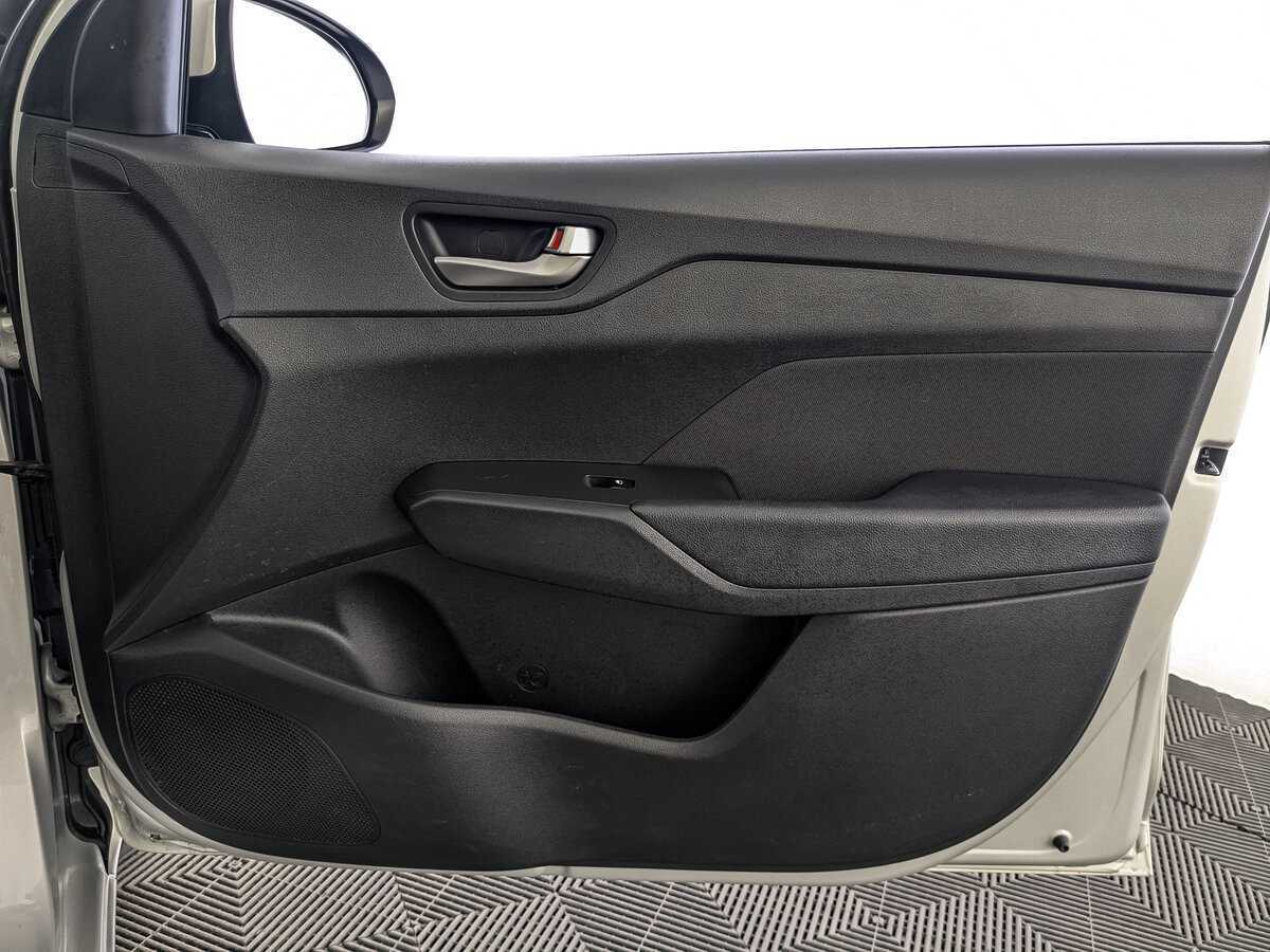 Купить Hyundai Solaris, 2019, 62 670 км, фото №23